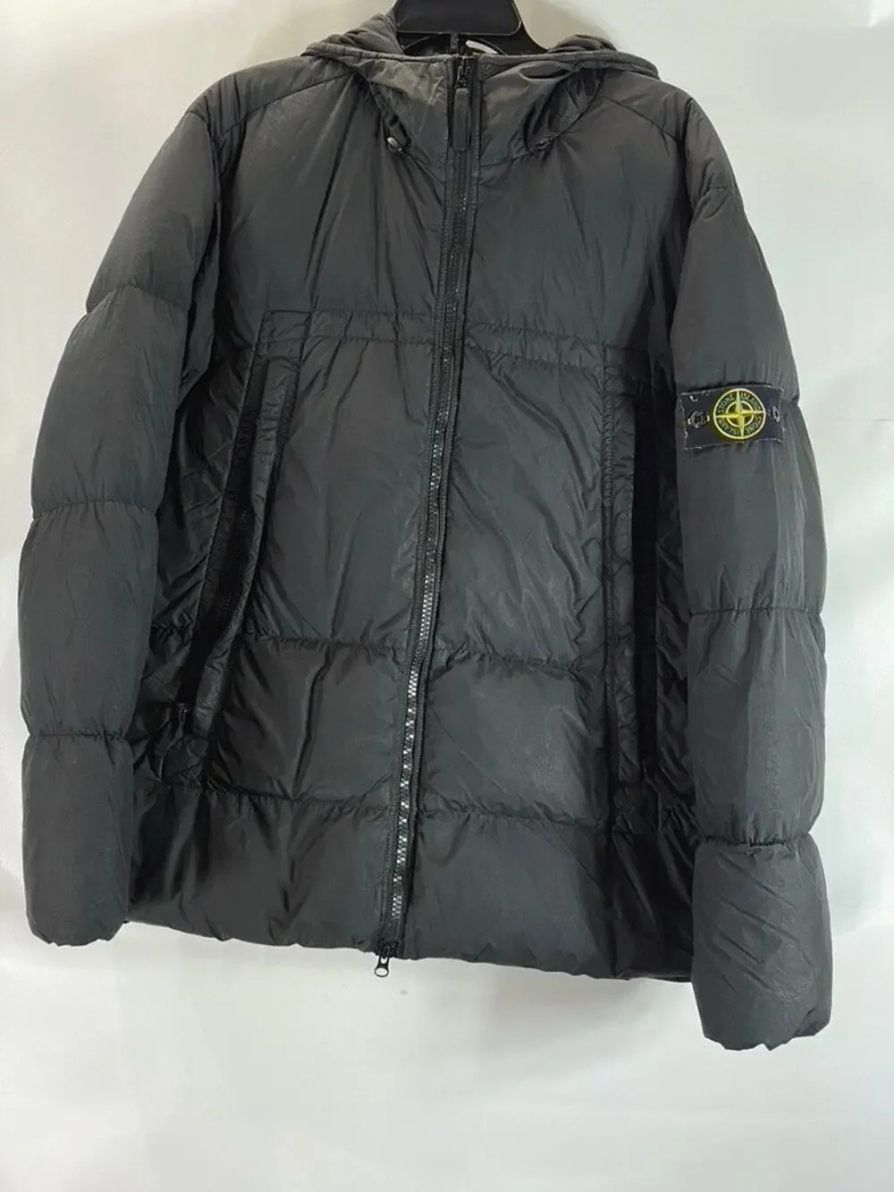 STONE ISLAND Men's Black Crinkle Reps Regular-Fit Zip-Up Puffer Jacket SZ XL